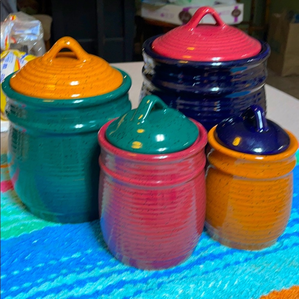 Canister set....barely used, clean, nice color